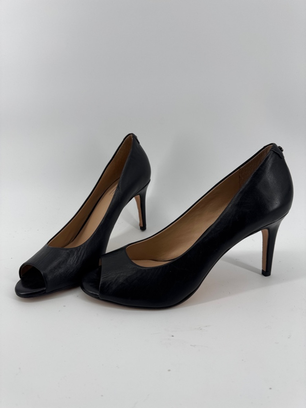 ANTONIO MELANI Leather Classic Black Almond Peep-Toe 3"Heels Women's Sz 10